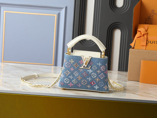 Capucines mini handbag