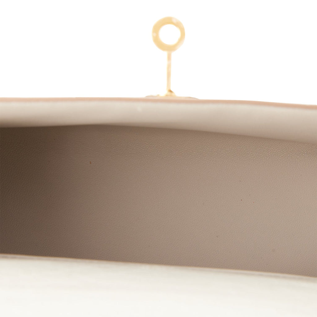 Hermès Kelly Pochette Gris Perle Ostrich Gold Hardware